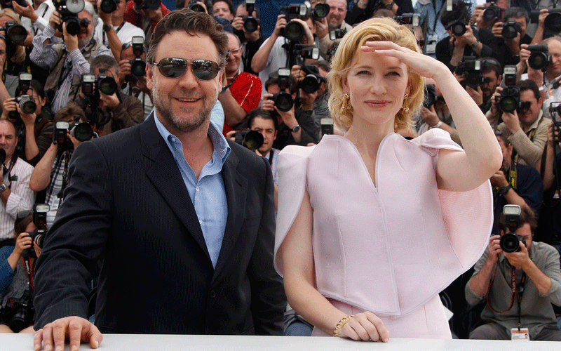 Cast members Russell Crowe (L) and Cate Blanchett pose during a photocall for the film 'Robin Hood' at the Cannes Film Festival on May 12, 2010. Nineteen films compete for the prestigious Palme d'Or which will be awarded on May 23. (REUTERS)