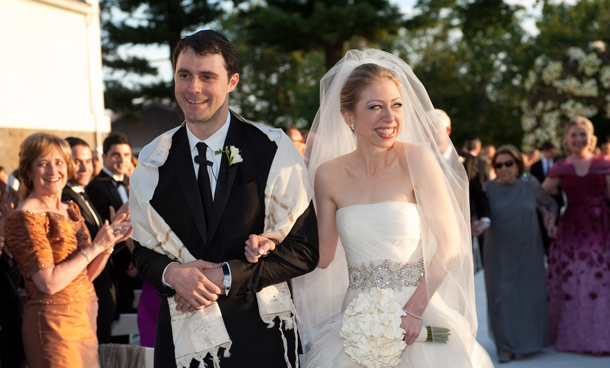 Chelsea Clinton, daughter of former US president Bill Clinton, is pictured during her marriage ceremony with Marc Mezvinsky in Rhinebeck, New York. (AFP)