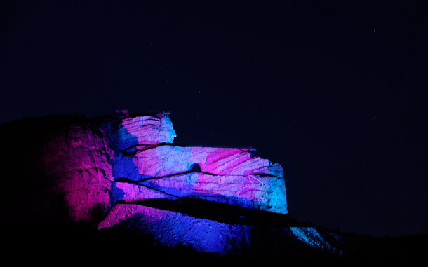 crazy horse laser light show reviews