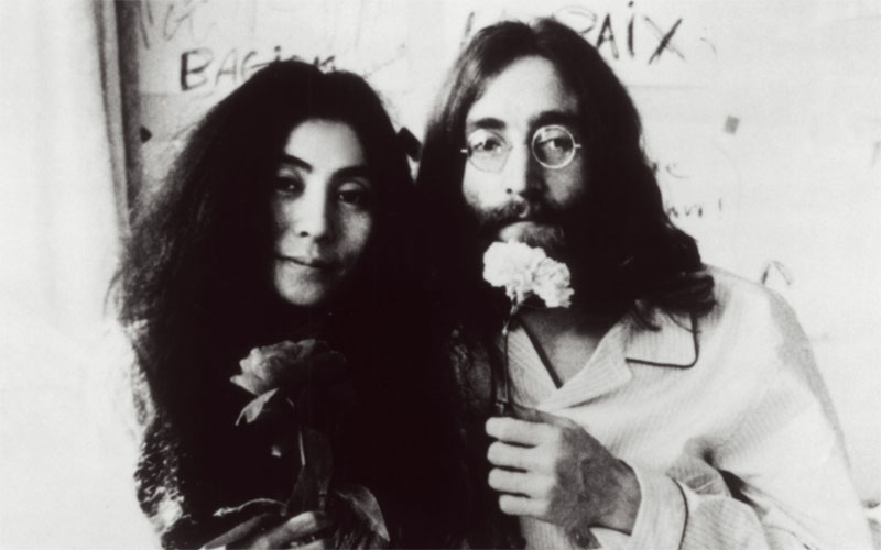 Collector hopes Lennon's loo will flush out bidders - Lifestyle ...