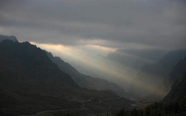 Haze from forest fires engulfs La Cumbre near La Paz. Bolivia's national meteorology service reported more than six thousand forest fires in the country's northwest from farmers burning off unwanted bush, with smoke covering much of the country, contributing to respiratory problems and airport closings. (REUTERS)