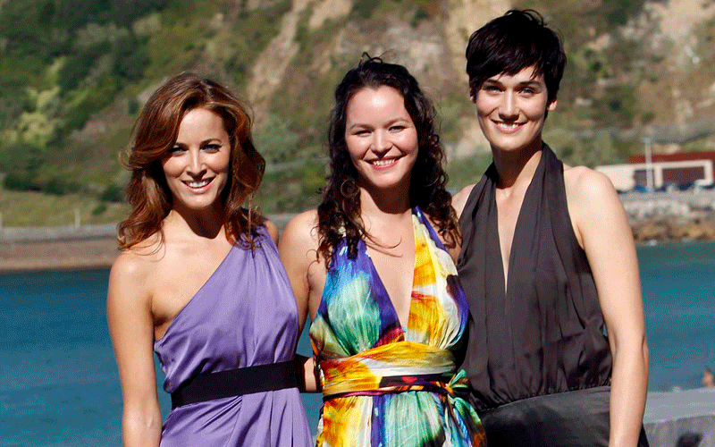 (L-R) Portuguese actress Maria Joao Bastos and French actresses Lea Seydoux and Clotilde Hesme pose for a photograph after the photocall of their film 'Misterios de Lisboa' (Mysteries of Lisbon), at the 58th Annual San Sebastian International Film Festival, held in San Sebastian, Basque Country, northern Spain. (EPA)