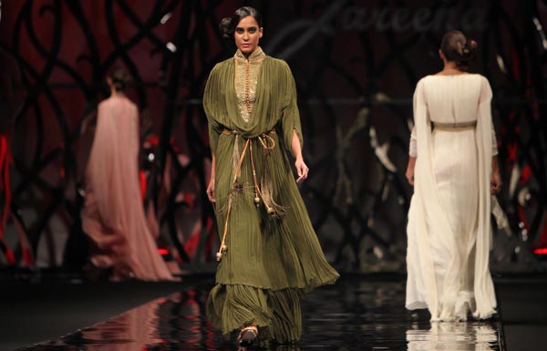 Zareena's Collection on catwalk - Emirates24|7