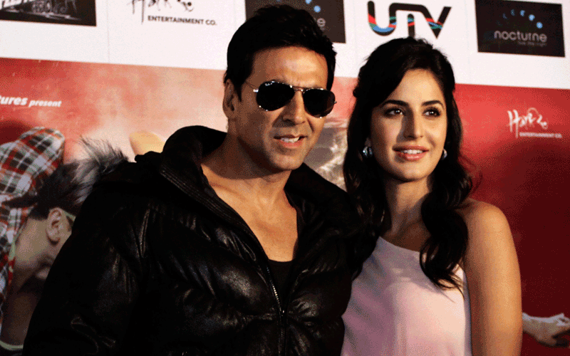 Bollywood actor Akshay Kumar, left, and actress Kartina Kaif pose for photographs during a press conference to promote their upcoming Hindi film "Tees Maar Khan," in Calcutta, India. The film will release on Dec. 24. (AP)