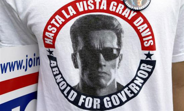 A supporter wears a t-shirt as California Gubernatorial candidate Arnold Schwarzenegger holds a rally outside a Los Angles hotel before speaking to members at the California Republican Party fall convention. (REUTERS)