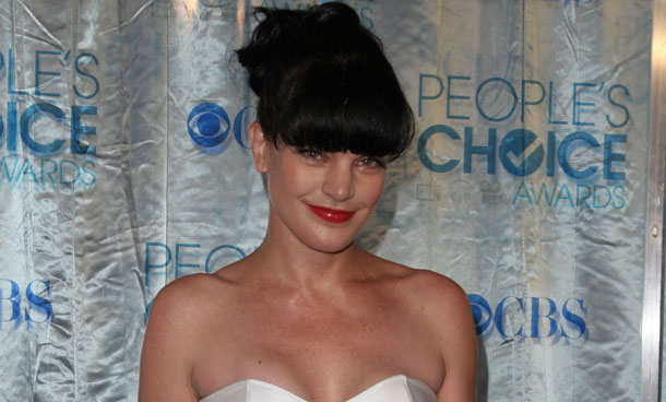 Actress Pauley Perrette arrives at the People's Choice Awards in Los Angeles, California. (AFP)