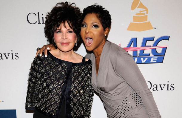 Carole Bayer Sager (L) and Tony Braxton attend the Pre-Grammy Gala & Salute to Industry Icons with Clive Davis in Beverly Hills, California. (REUTERS)