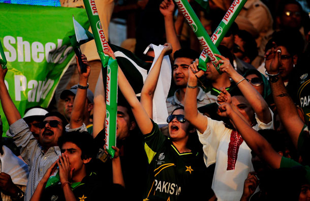 Pakistan cricket fans enjoy the atmosphere during the 2011 ICC World Cup second Semi-Final between India and Pakistan at Punjab Cricket Association (PCA) Stadium on March 30, 2011 in Mohali, India. (GETTY/GALLO)