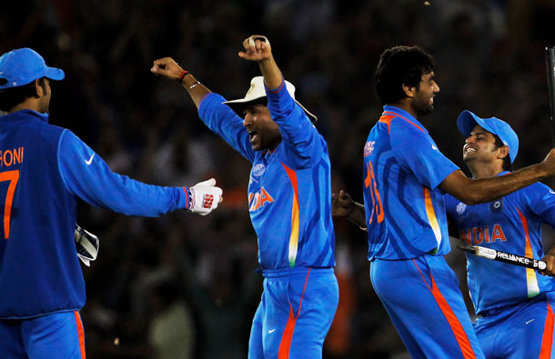 The Indian team celebrate victory over Pakistan during the 2011 ICC World Cup second Semi-Final between India and Pakistan at Punjab Cricket Association (PCA) Stadium on March 30, 2011 in Mohali, India. (GETTY/GALLO)