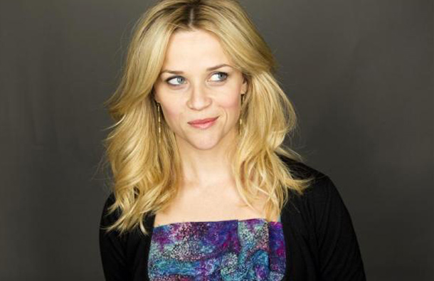 Actress Reese Witherspoon poses for a portrait while promoting the film "How Do You Know" in New York December 5, 2010. (REUTERS)