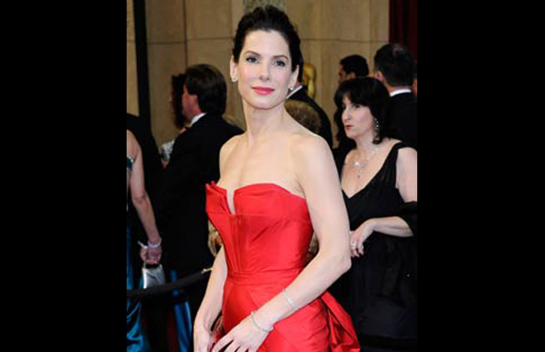 Sandra Bullock: Actress Sandra Bullock arrives at the 83rd Annual Academy Awards at the Kodak Theatre February 27, 2011 in Hollywood, California. (GETTY)