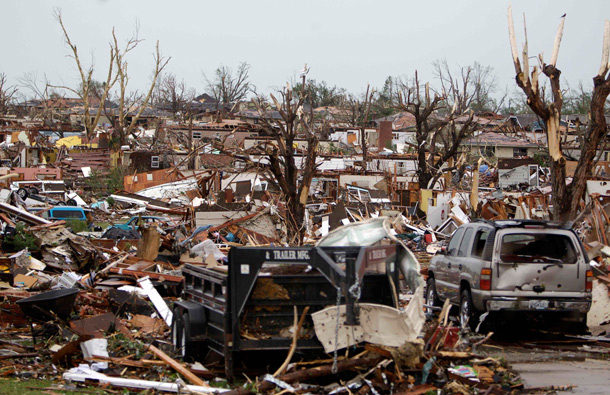 Violent tornado tear through Joplin, Missouri - Emirates24|7