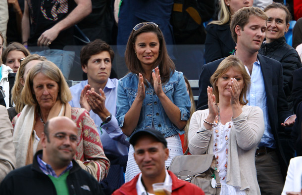 Pippa Middleton cheers during the Men's Singles third round match between Rafael Nadal of Spain and Radek Stepanek of Czech Republic on day four of the AEGON Championships at Queens Club in London, England. (GETTY/GALLO)