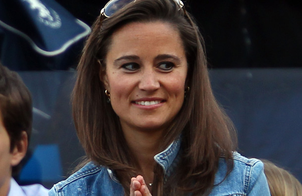 Pippa Middleton cheers during the Men's Singles third round match between Rafael Nadal of Spain and Radek Stepanek of Czech Republic on day four of the AEGON Championships at Queens Club1 in London, England. (GETTY/GALLO)