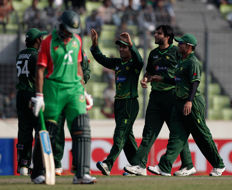 Cricket: All-rounder Afridi hands Pakistan win - Sports - Cricket ...