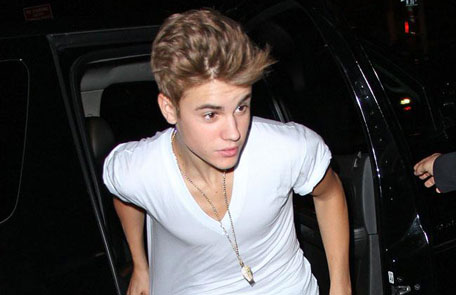 Paparazzo killed chasing photos of Justin Bieber's Ferrari in Los ...