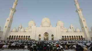 Photo: Sheikh Zayed Grand Mosque: 347,895 worshippers in 10 days of Ramadan