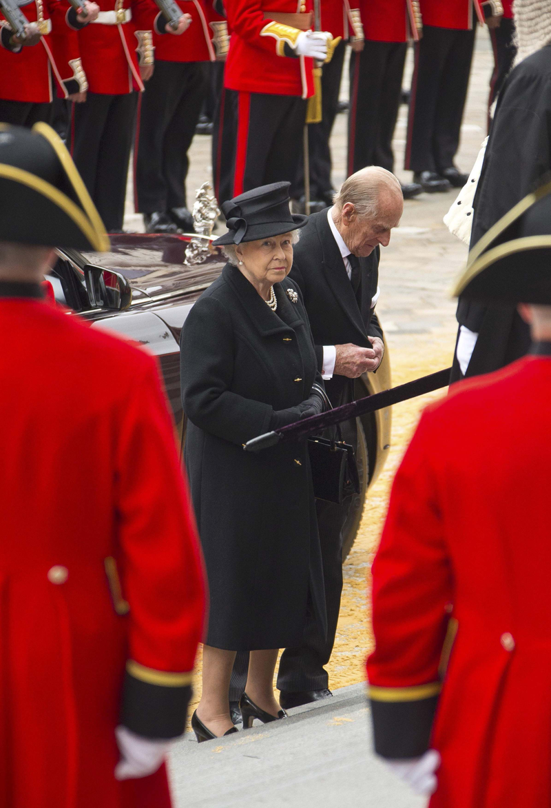 Britain's Queen Elizabeth and Prince Phillip arrive for the funeral service of former British prime minister Margaret Thatcher at St Paul's Cathedral, in London April 17, 2013. Thatcher, who was Conservative prime minister between 1979 and 1990, died on April 8 at the age of 87. (REUTERS)