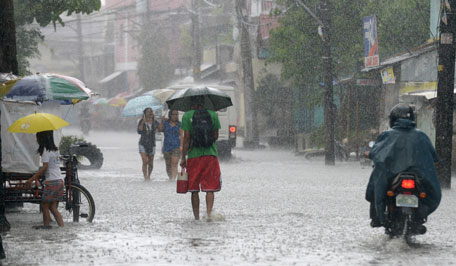 Philippine rescuers race to help typhoon-hit towns - News - Emirates24|7