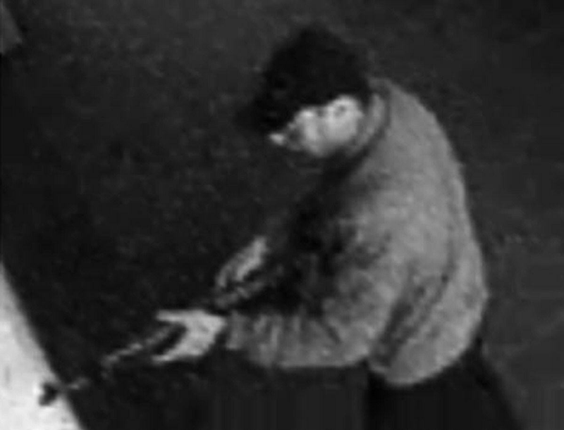 This handout video grab taken from security footage and released on May 28, 2014 by the Belgian Federal Police on demand of Brussels' king prosecutor shows the suspected gunman who opened fire at the Jewish museum in Brussels on May 24, 2014 killing three people, including an Israeli couple in their 50s who reportedly had ties to an Israeli government agency.  A Frenchman with suspected ties to Islamic radicals in Syria has been arrested over last week's fatal shooting at the Jewish Museum in Brussels. (AFP)