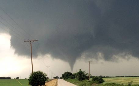 Tornadoes kill at least 5 in Texas and Arkansas - News - Emirates24|7