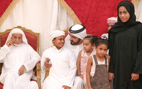 Sheikh Mohammed offered condolences to the families of martyrs. (Wam)