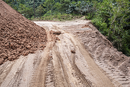 7-year-old boy swallowed by mudslide - News - Emirates24|7