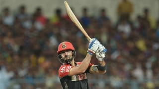 Photo: 'Superman' Kohli smashes Gayle's IPL runs record