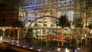 Photo: Ramadan night market at Dubai Festival City