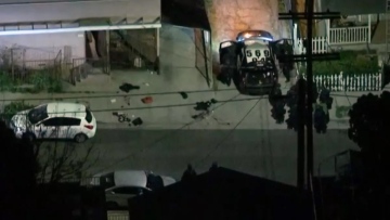 Photo: Three Los Angeles police officers shot, suspect barricaded