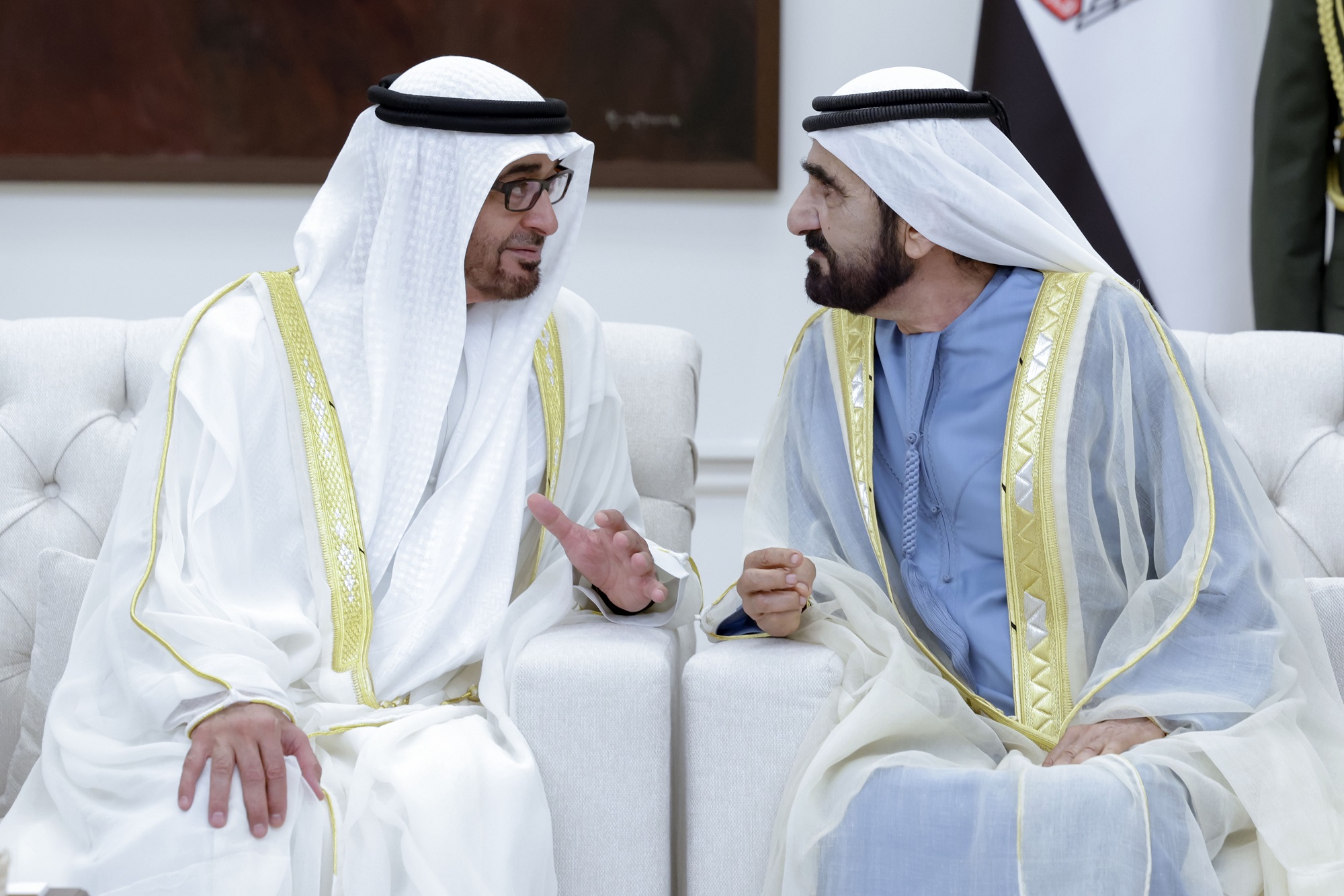 Uae President Receives Mohammed Bin Rashid Rulers Of Emirates Crown