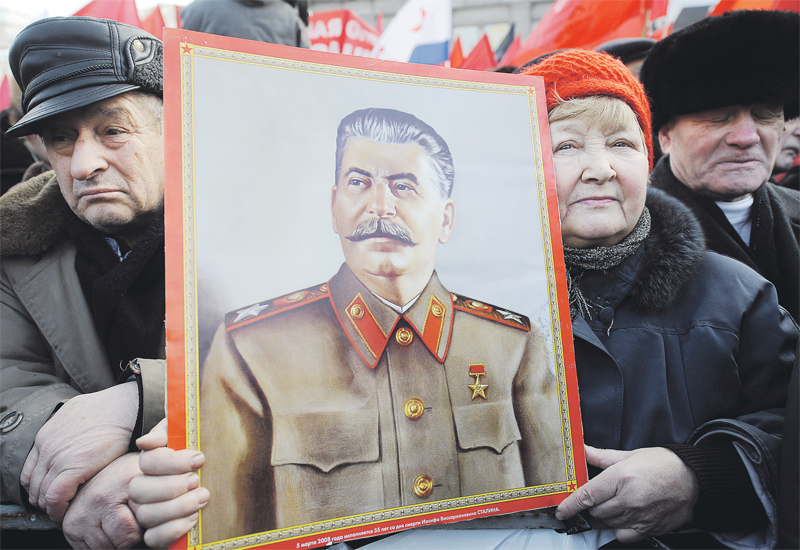 Man Hold Flag with Portrait of Joseph Stalin, Soviet Union Leader, at  Victory Day Parade in Odessa,Ukraine Editorial Image - Image of leader,  1941: 40567930