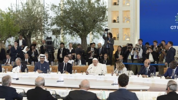 Photo: UAE President participates in G7 Summit session on artificial intelligence and energy hosted by Italy