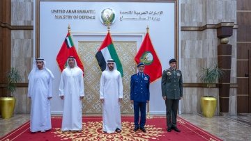 Photo: Hamdan bin Mohammed visits UAE Ministry of Defence, reviews its operations and latest initiatives