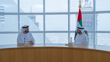 Photo: Hamdan bin Mohammed visits Ministry of Cabinet Affairs, applauds UAE’s globally unique government system