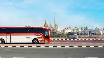 Photo: RTA Resumes Seasonal Bus Services and Tourist Abra Rides for Global Village Visitors