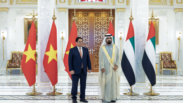 Photo: Mohammed bin Rashid and Prime Minister of Vietnam discuss new avenues to enhance strategic bilateral cooperation