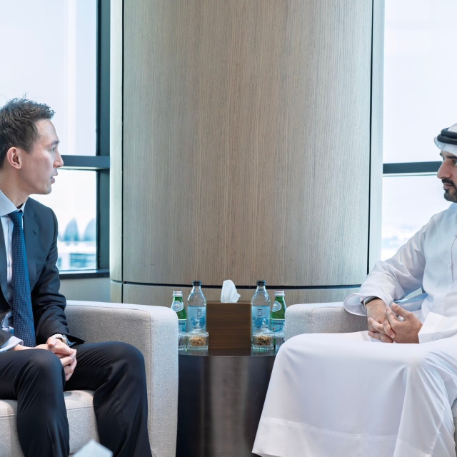 Photo: ​Hamdan bin Mohammed meets with CEO of TikTok