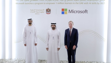 Photo: Hamdan bin Mohammed meets with President of Microsoft