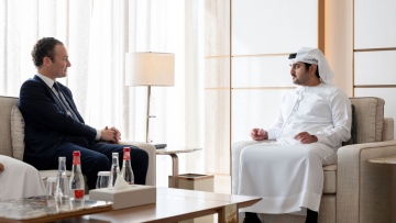 Photo: Maktoum bin Mohammed meets with Executive Chairman of Rothschild & Co