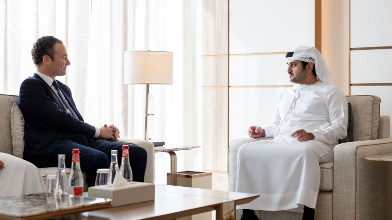 Photo: Maktoum bin Mohammed meets with Executive Chairman of Rothschild & Co