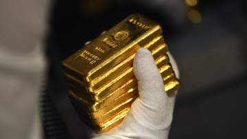 Photo: Gold holds steady as traders focus on Fed