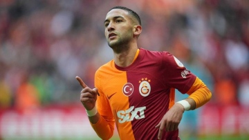 Photo: Hakim Ziyech’s Move to Al-Nasr Stalls Amid Qatari Offer