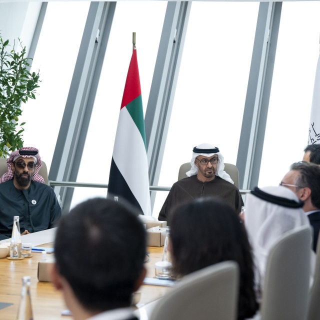 Photo: UAE President visits Mohamed bin Zayed University of Artificial Intelligence