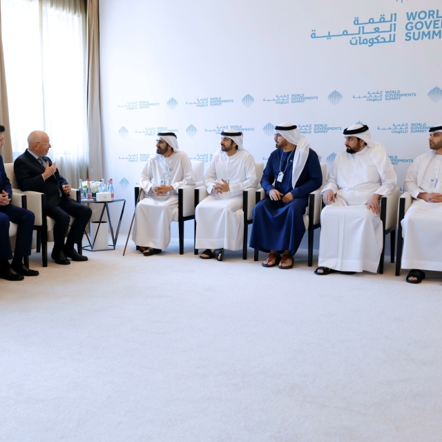 Photo: Mohammed bin Rashid meets with Klaus Schwab