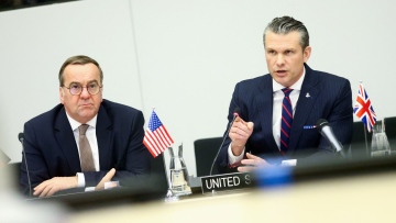 Photo: US opposes any plan to admit Ukraine into NATO