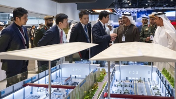 Photo: UAE President visits IDEX 2025