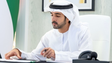 Photo: Hamdan bin Mohammed approves AED277 million in performance-based bonuses for civilian employees of Dubai Government entities